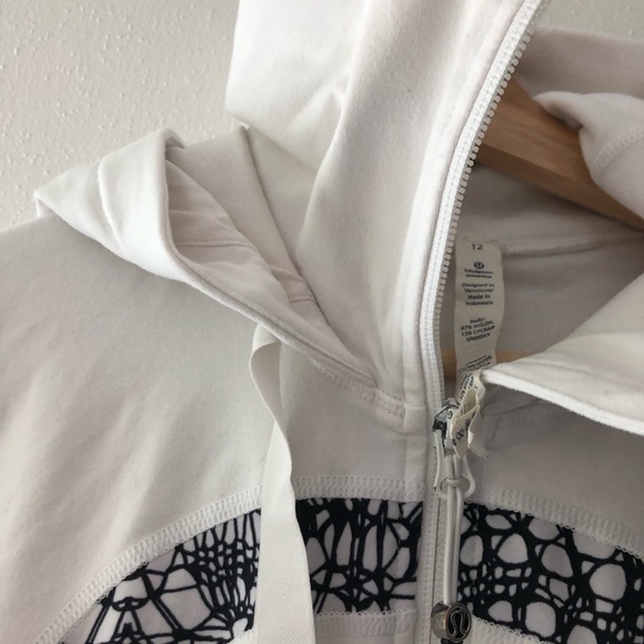 Lululemon Jacket - Picture 4 of 13